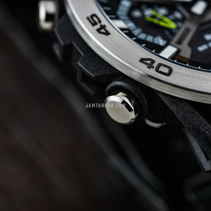 Casio Edifice ECB-2000DD-1ADF Men Sospensione Digital Analog Dial Gunmetal Stainless Steel Band