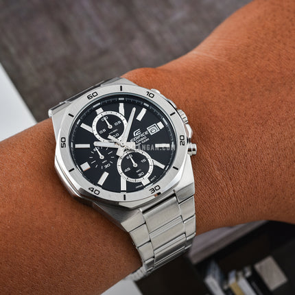 Casio Edifice EFV-640D-1AVUDF Chronograph Men Black Dial Stainless Steel Band