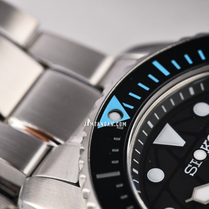 Seiko Prospex SNE575P1 PADI Solar Black Dial Stainless Steel Strap Special Edition