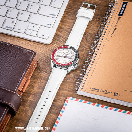Seiko 5 Sports SRPF19K1 Street Fighter Ryu Unshakeable Fist Nylon-Leather Strap Limited Edition