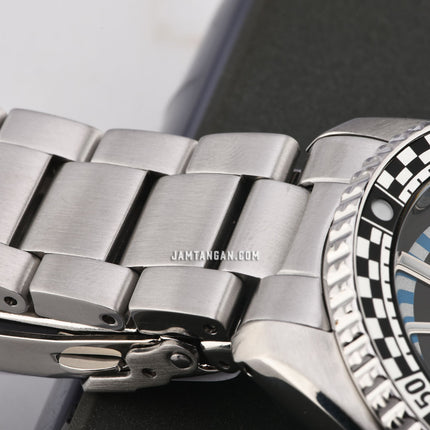 Seiko 5 Sports SRPK67K1 5KX SKX Checker Flag Black Dial Stainless Steel Strap Special Edition