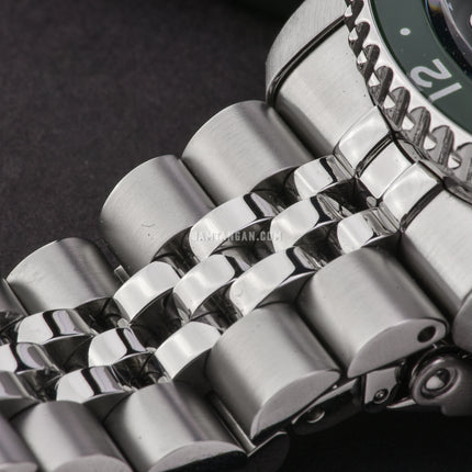 Seiko 5 Sports SSK035K1 SKX Series Automatic GMT Sprite Green Black Dial Stainless Steel Strap