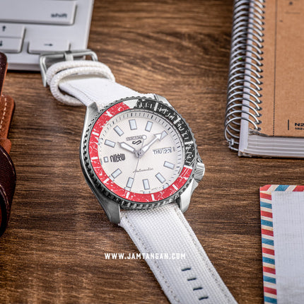 Seiko 5 Sports SRPF19K1 Street Fighter Ryu Unshakeable Fist Nylon-Leather Strap Limited Edition