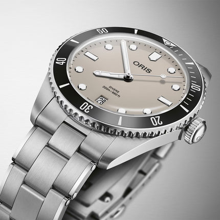 Oris Divers Date 01-733-7795-4051-SET Men Brown Dial Stainless Steel Strap + Extra Strap