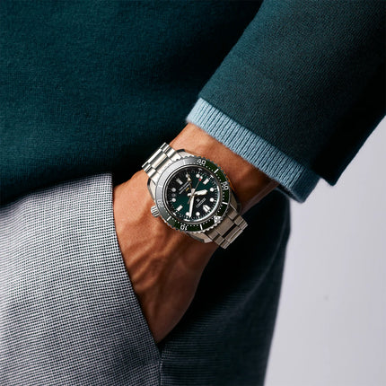 Seiko Prospex HBC001J1 Baby Marinemaster GMT Divers 300M Green Dial Stainless Steel Strap