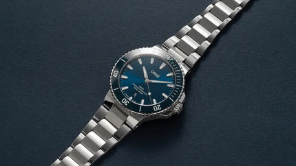 Oris Aquis Date 01-733-7789-4135-07-8-23-04PEB Blue Dial Stainless Steel Strap