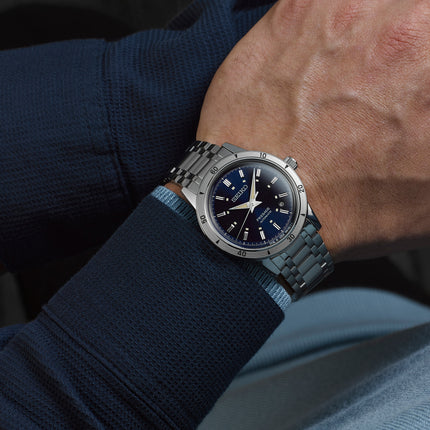 Seiko Presage SRPL07J1 Style60s Elegant Yet Rugged Dark Blue Dial Stainless Steel Strap