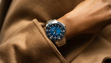 Oris Aquis Date 01-400-7790-4135-07-8-23-02PEB Calibre 400 Blue Dial Stainless Steel Strap