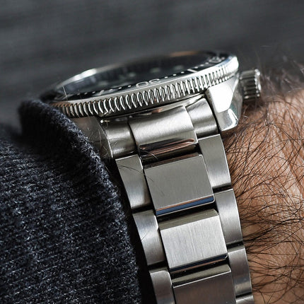 Seiko Prospex SPB077J1 Seiko Prospex The 1968 Diver’s Modern Re-interpretation St. Steel Strap