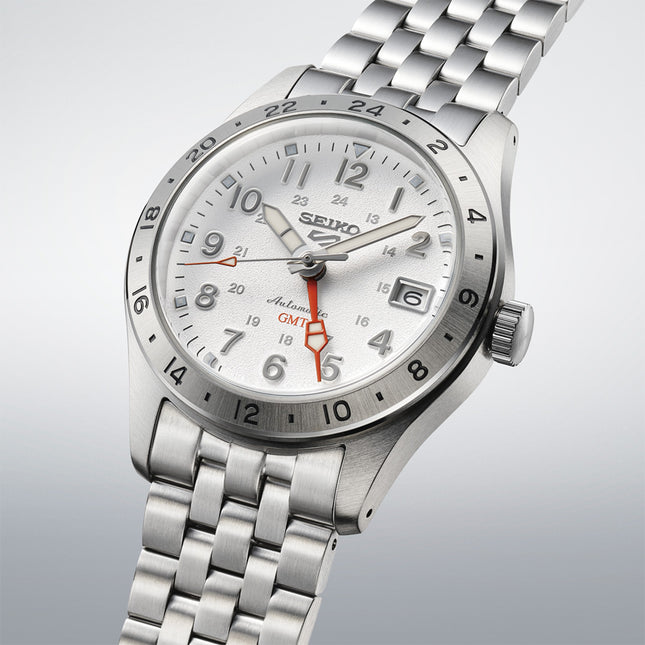Seiko 5 Sports SSK059K1 GMT Field Sports Style Overwhite Dial Stainless Steel Strap