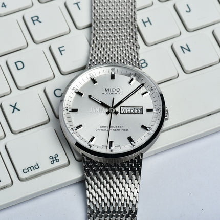 MIDO Commander II M031.631.11.031.00 Chronometer Automatic Silver Dial Stainless Steel Strap