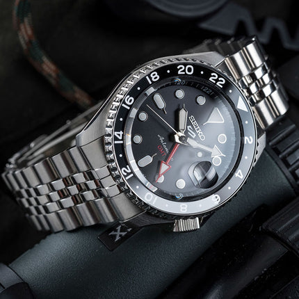 Seiko 5 Sports SSK001K1 SKX Sports Style GMT Black Grape Automatic Black Dial Stainless Steel Strap