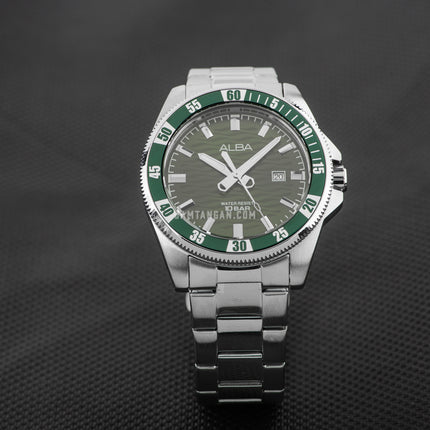 Alba Active AG8L87X1 Men Green Patterned Dial Stainless Steel Strap