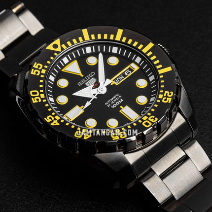 Seiko 5 Sports SRP607K1 Automatic Black Dial Black Stainless Steel Strap