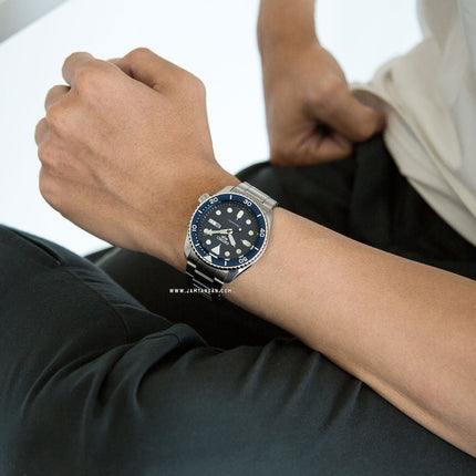 Seiko 5 Sports SRPD51K1 5KX SKX Sports Style Automatic Blue Dial Stainless Steel Strap