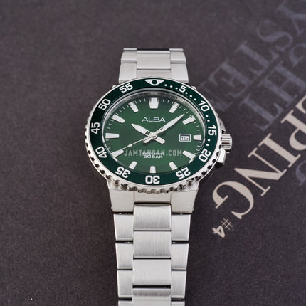 Alba Active AS9S85X1 Men Green Dial Stainless Steel Strap