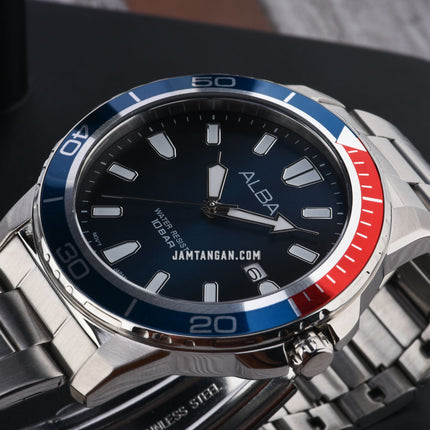 Alba Active AS9U07X1 Men Pepsi Blue Gradation Dial Stainless Steel Strap