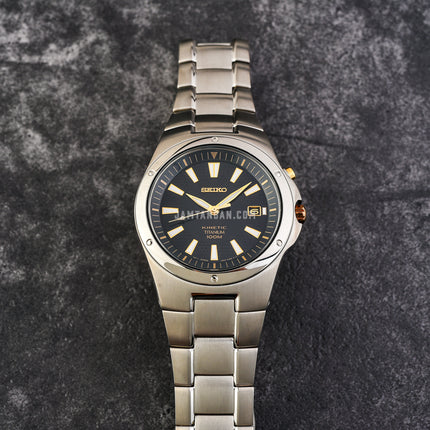 Seiko Kinetic SKA399P1 Black Dial Titanium Strap