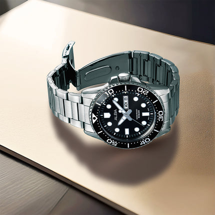Alba Active AV3599X1 Men Black Dial Stainless Steel Strap