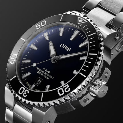 Oris Aquis 01-733-7732-4135-07-8-21-05PEB Blue Dial Stainless Steel Strap
