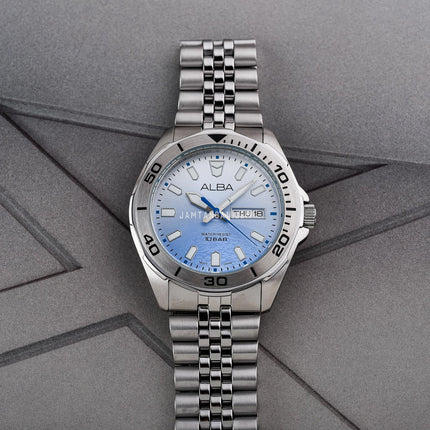 Alba Active Gravity AV3587X1 Men Blue Gradient Dial Stainless Steel Strap