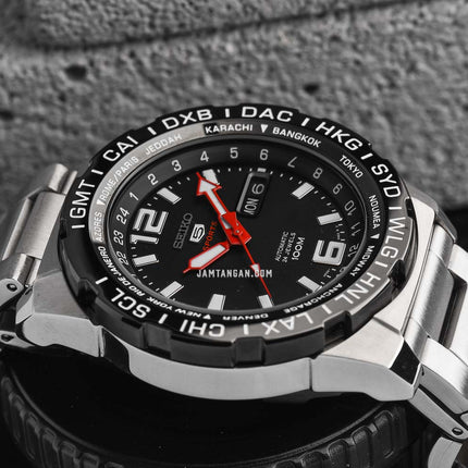 Seiko 5 Sports SRP685K1 Automatic Black Dial Stainless Steel Strap