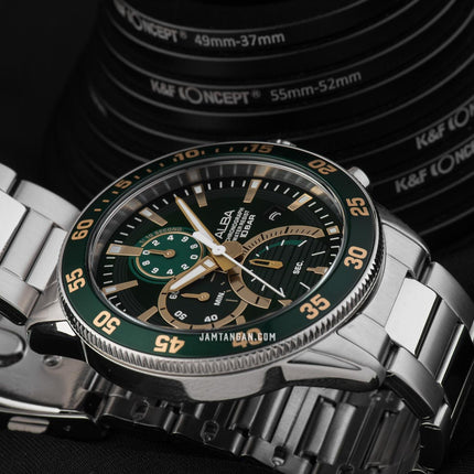 Alba Active AM3889X1 Chronograph Men Green Dial Stainless Steel Strap