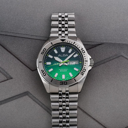 Alba Active Gravity AV3579X1 Men Green Gradient Dial Stainless Steel Strap