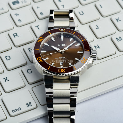 Oris Aquis 01-733-7730-4152-07-8-24-05PEB Date Brown Dial Stainless Steel Strap