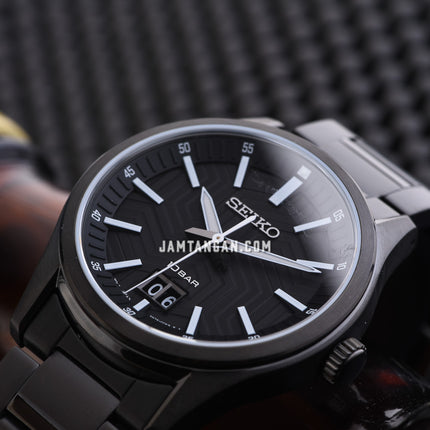 Seiko Classic SUR515P1 Discover More Black Dial Black Stainless Steel Strap