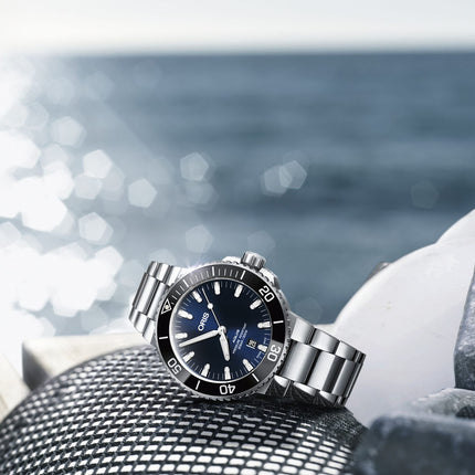 Oris Aquis 01-733-7730-4135-07-8-24-05PEB Date Blue Dial Stainless Steel Strap