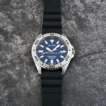 Alba Active AS9Q47X1 Men Blue Dial Black Rubber Strap