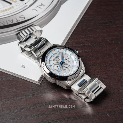 Seiko Solar SNE257P1 White Dial Stainless Steel Strap