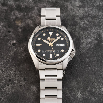 Seiko 5 Sports SRPE57K1 SKX Sports Style Automatic Black Dial Stainless Steel Strap