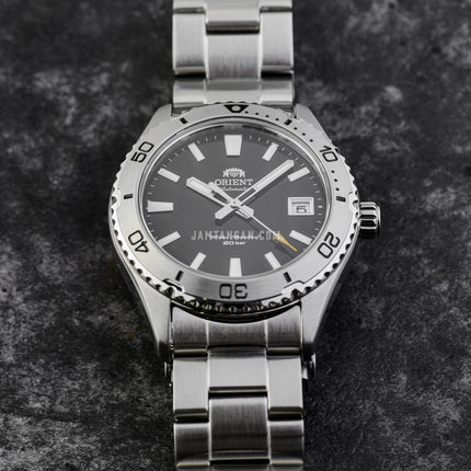 Orient Mako 40 RA-AC0Q01B Automatic Men Black Dial Stainless Steel Strap
