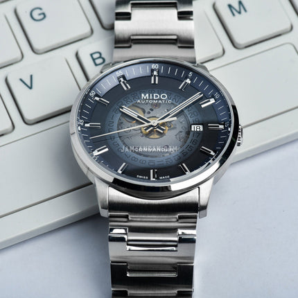 MIDO Commander M021.407.11.411.01 Gradient Blue Dial Stainless Steel Strap