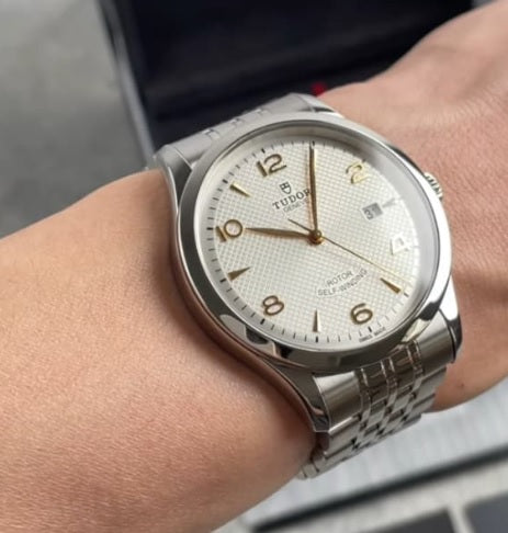 Preloved - TUDOR m91650-0001 1926 41mm steel case Silver dial