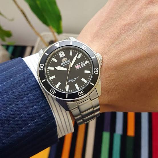 Orient Sports RA-AA0008B Kanno Automatic Divers Black Dial Stainless Steel Strap