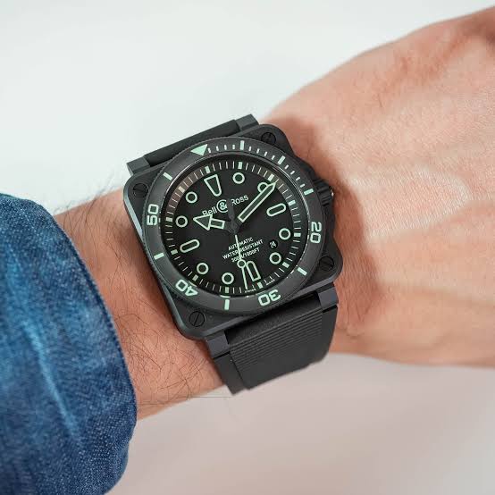 BellRoss BR-03 Diver Lum Outline  42 mm BR03A-D-OL-CE/SRB