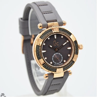 Gc Y41004L5