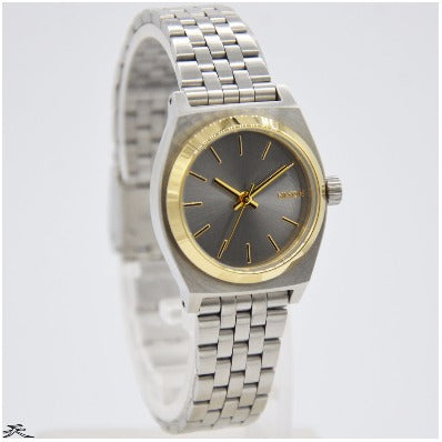 Nixon A3992477