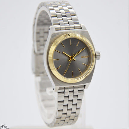 Nixon A3992477