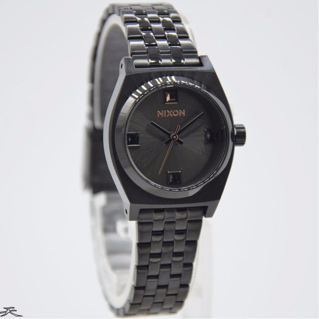 Nixon A3992525