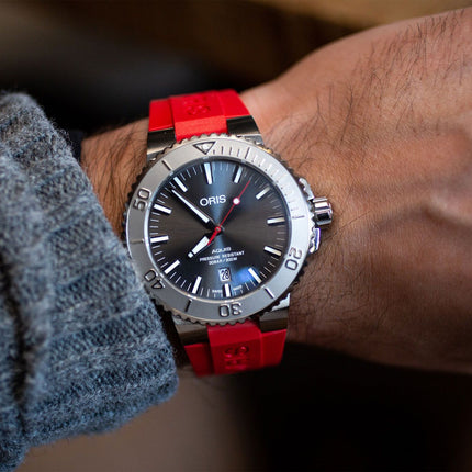 Oris Aquis Date Relief 01 733 7730 4153 RS