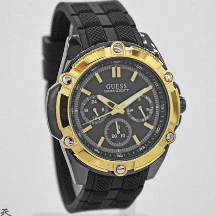 Guess W1302G2
