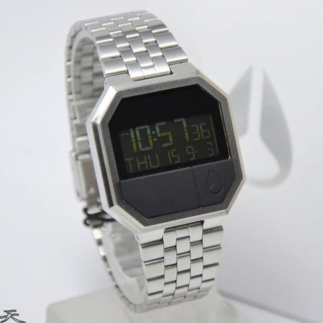 Nixon A15800000