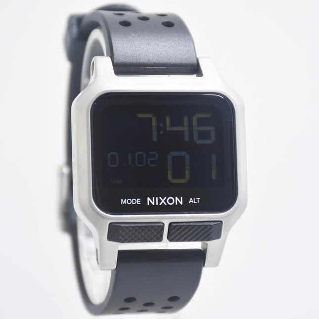 Nixon A1320130