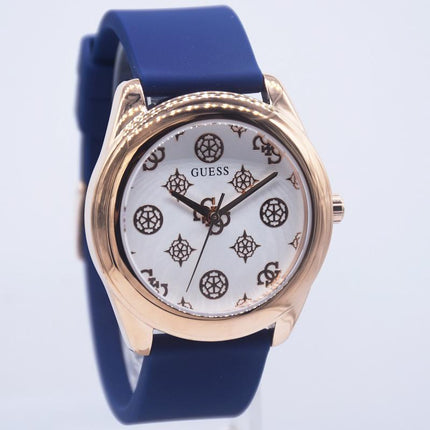 Guess GW0107L4