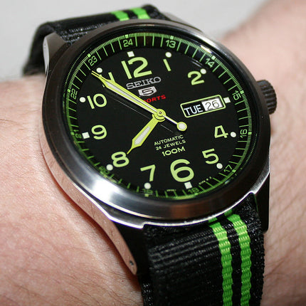 Seiko 5 Sports Automatic SRP273K1 Military