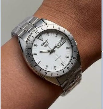 Seiko 5 SKXZ49K Automatic White Dial Stainless Steel Strap